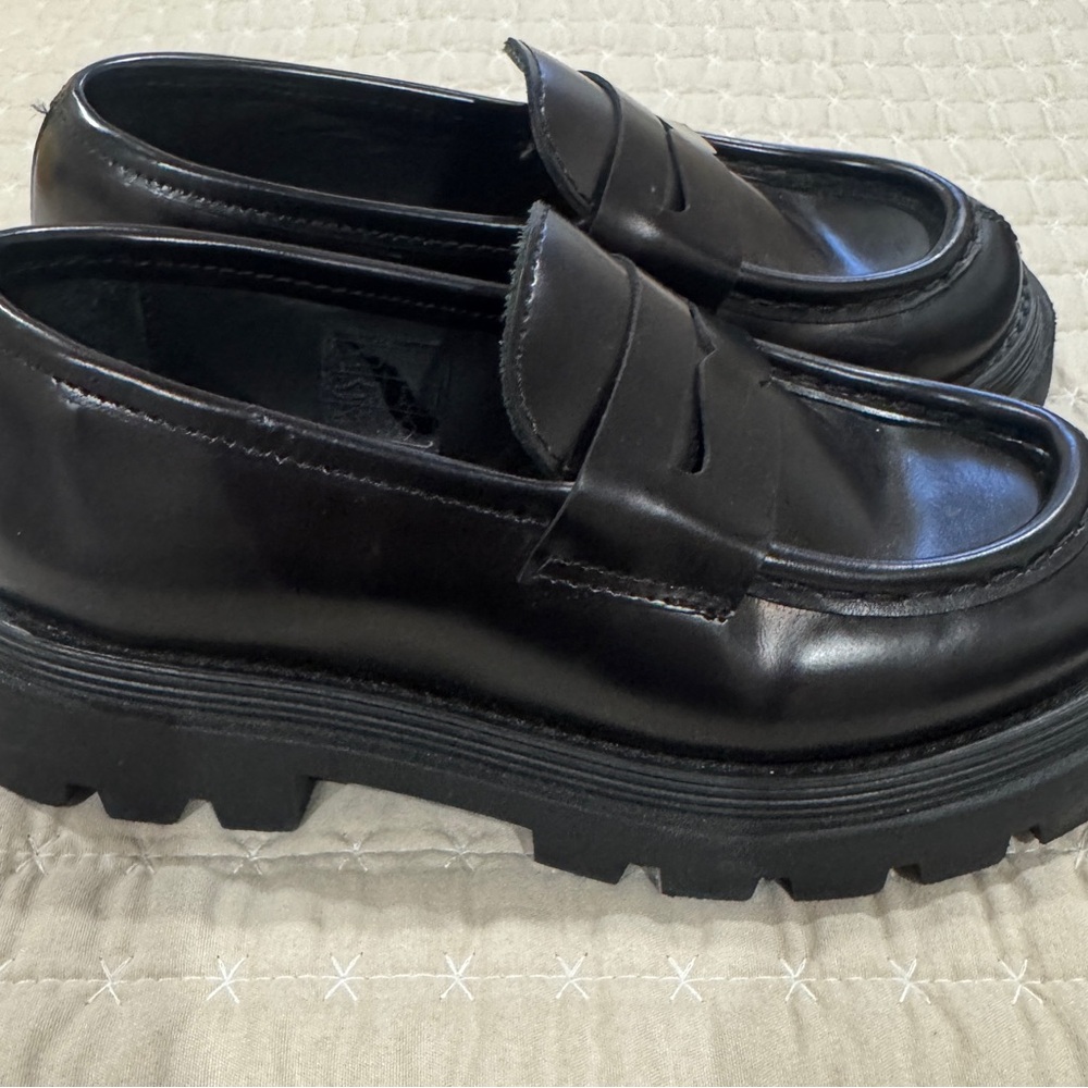 Gallucci Girls Black Leather Penny Loafers size 31 - Picture 3 of 5